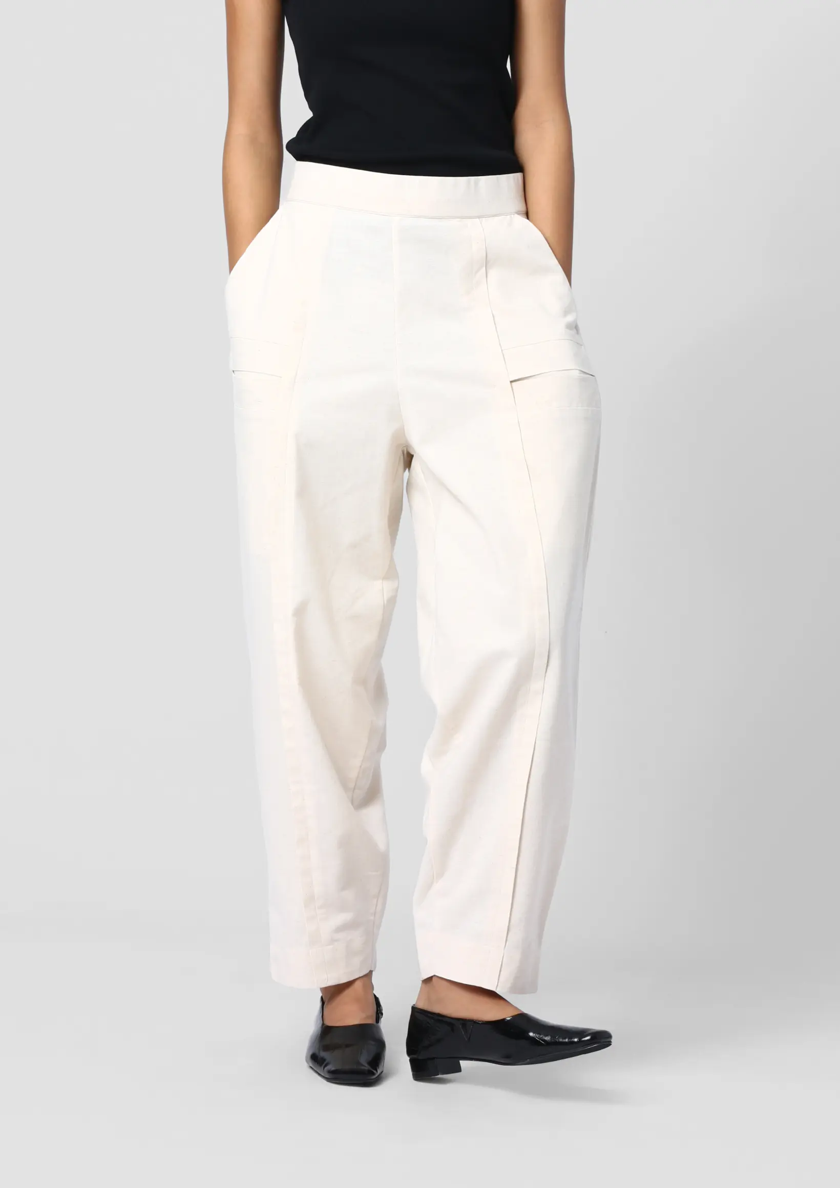 Clēan-tuck Pants image 2