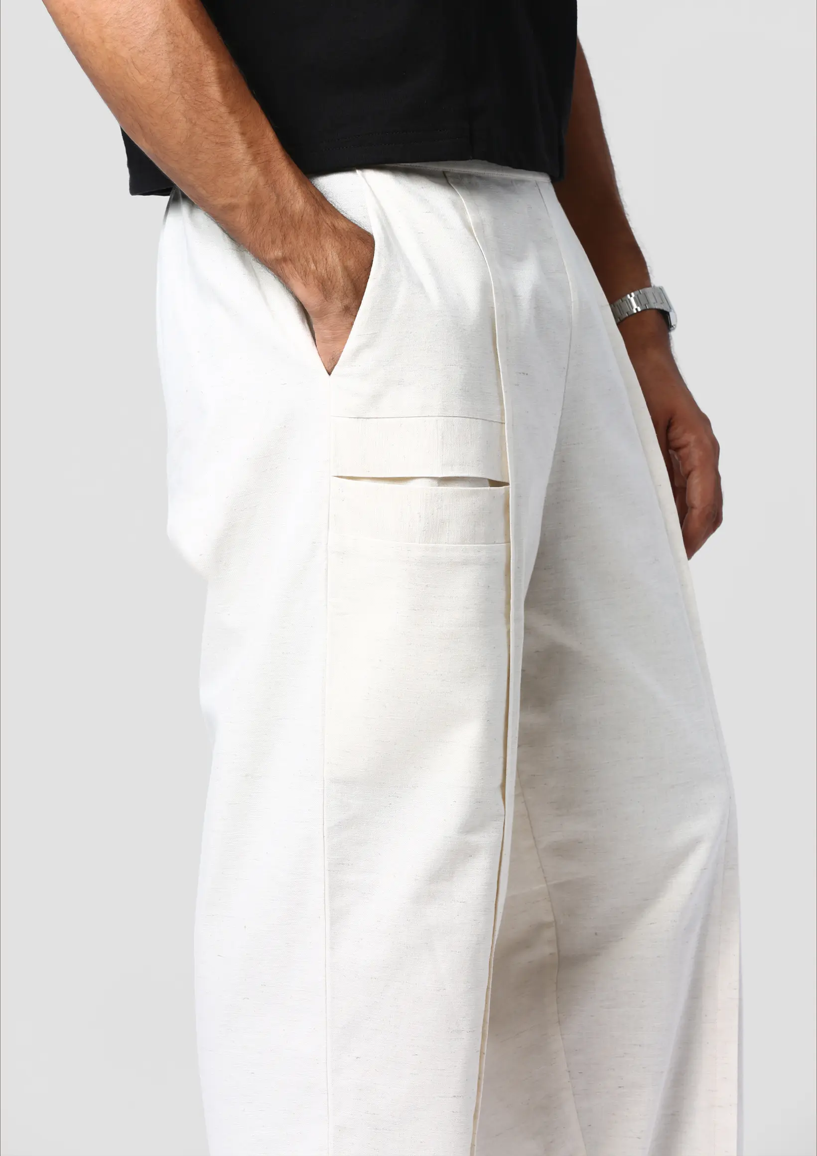 Clēan-tuck Pants