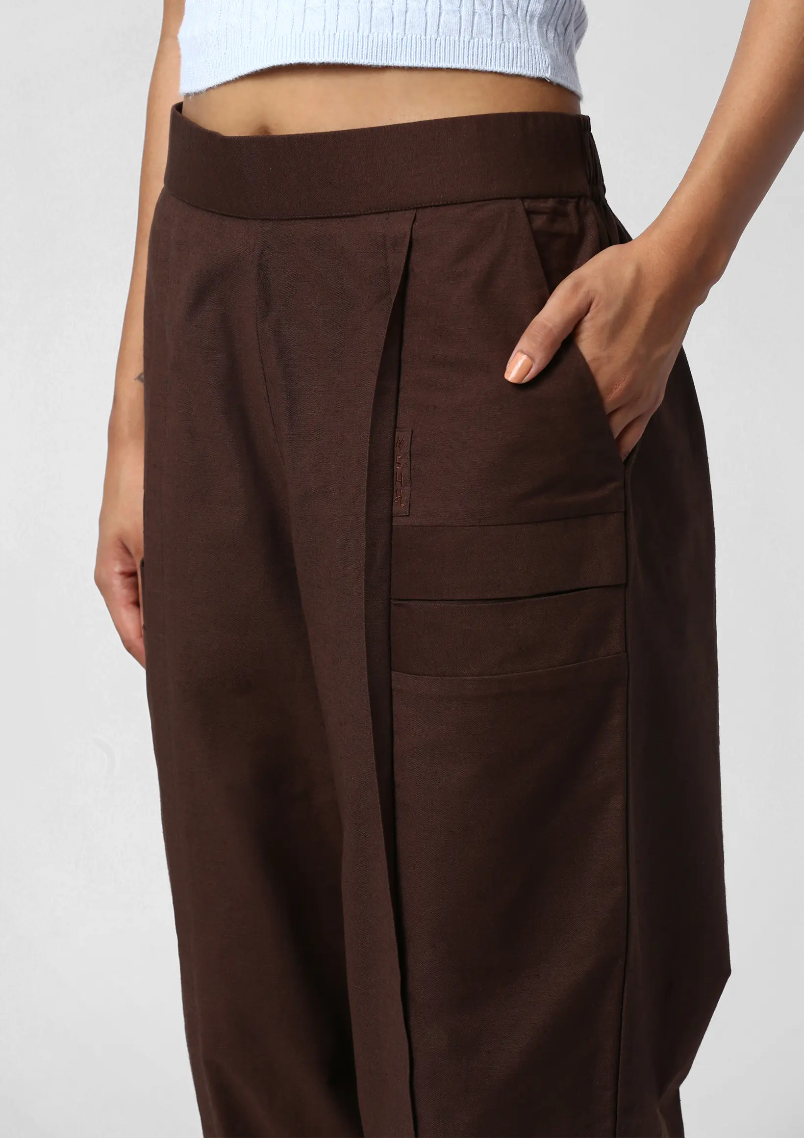 Clēan-tuck Pants image 5