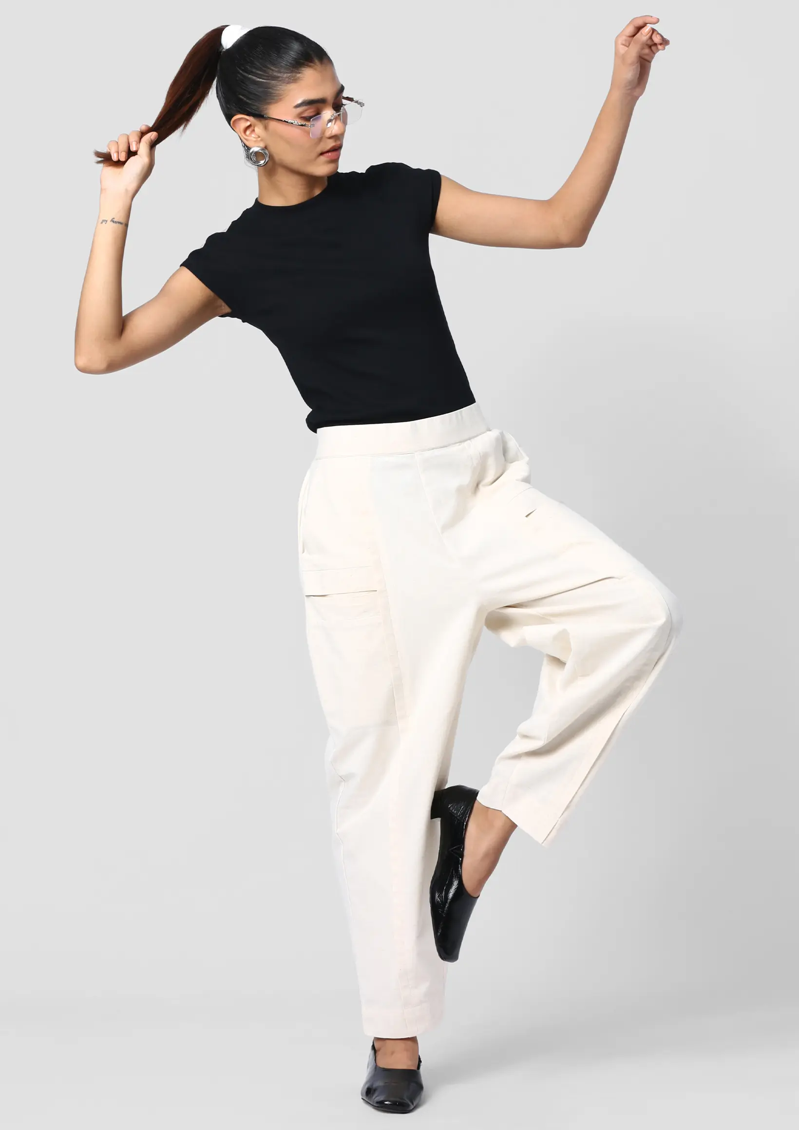 Clēan-tuck Pants