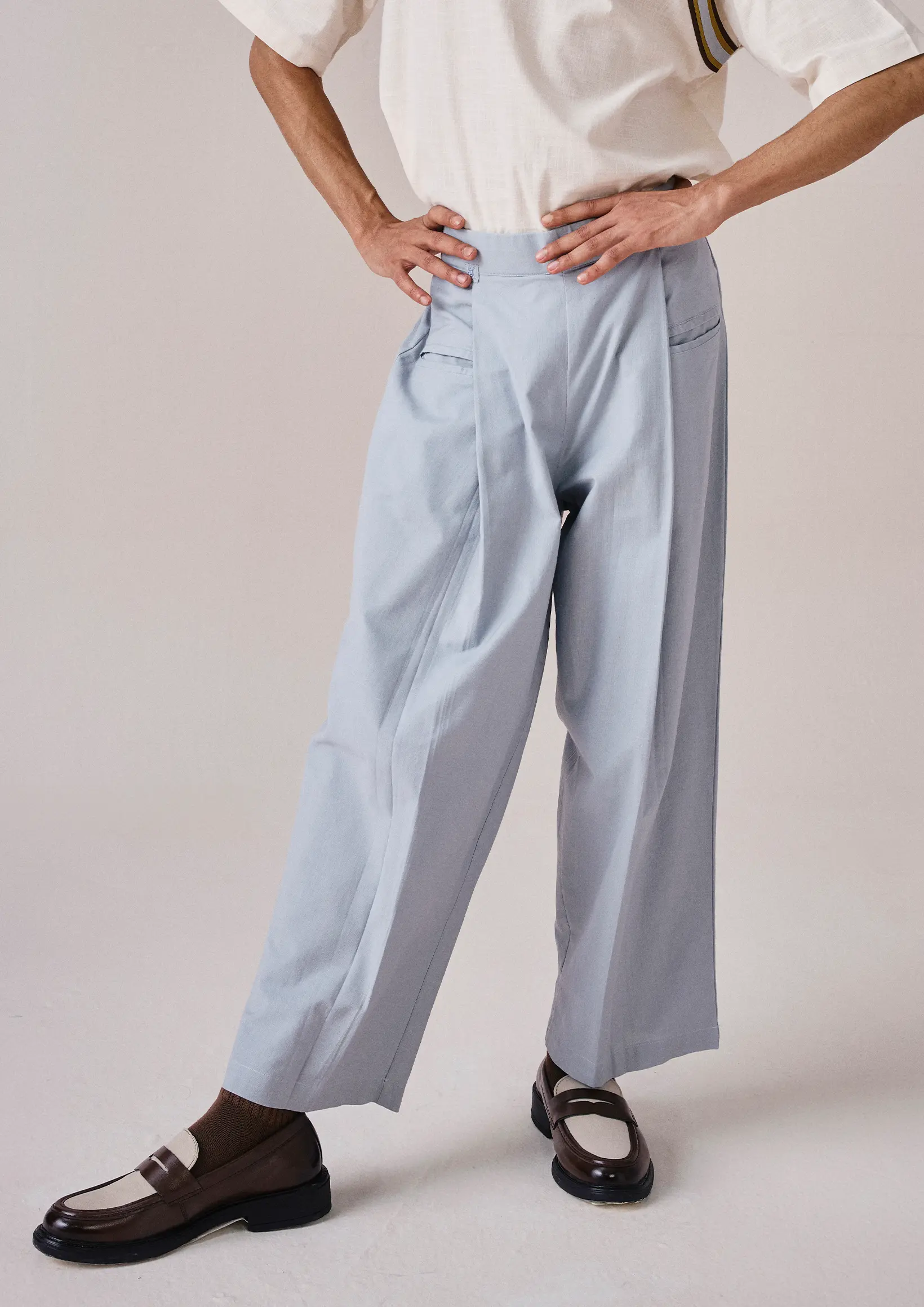 Op̈en-Boxcut Pants image 2